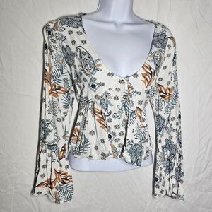 Retro boho flare sleeve whimsigoth  v neck crop top